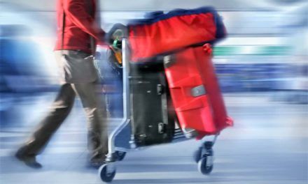 Cobrança de bagagem despachada: como pagar menos?