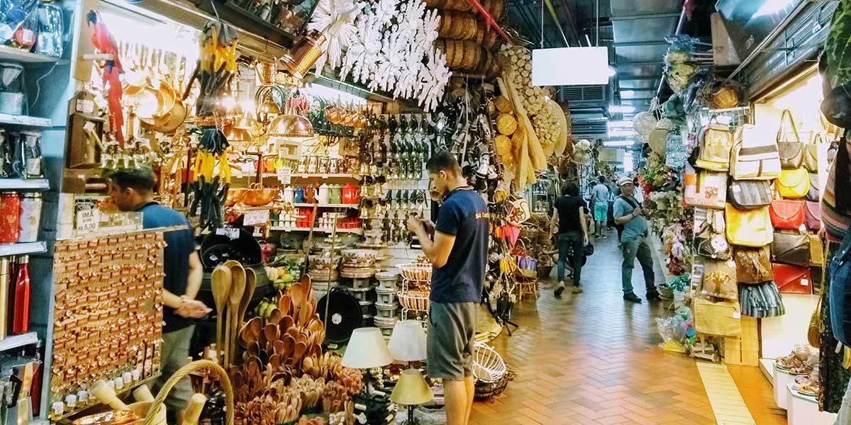 mercado-central-de- Belo Horizonte, artesaanato de vime, palha e madeira, foto patricia lamounier