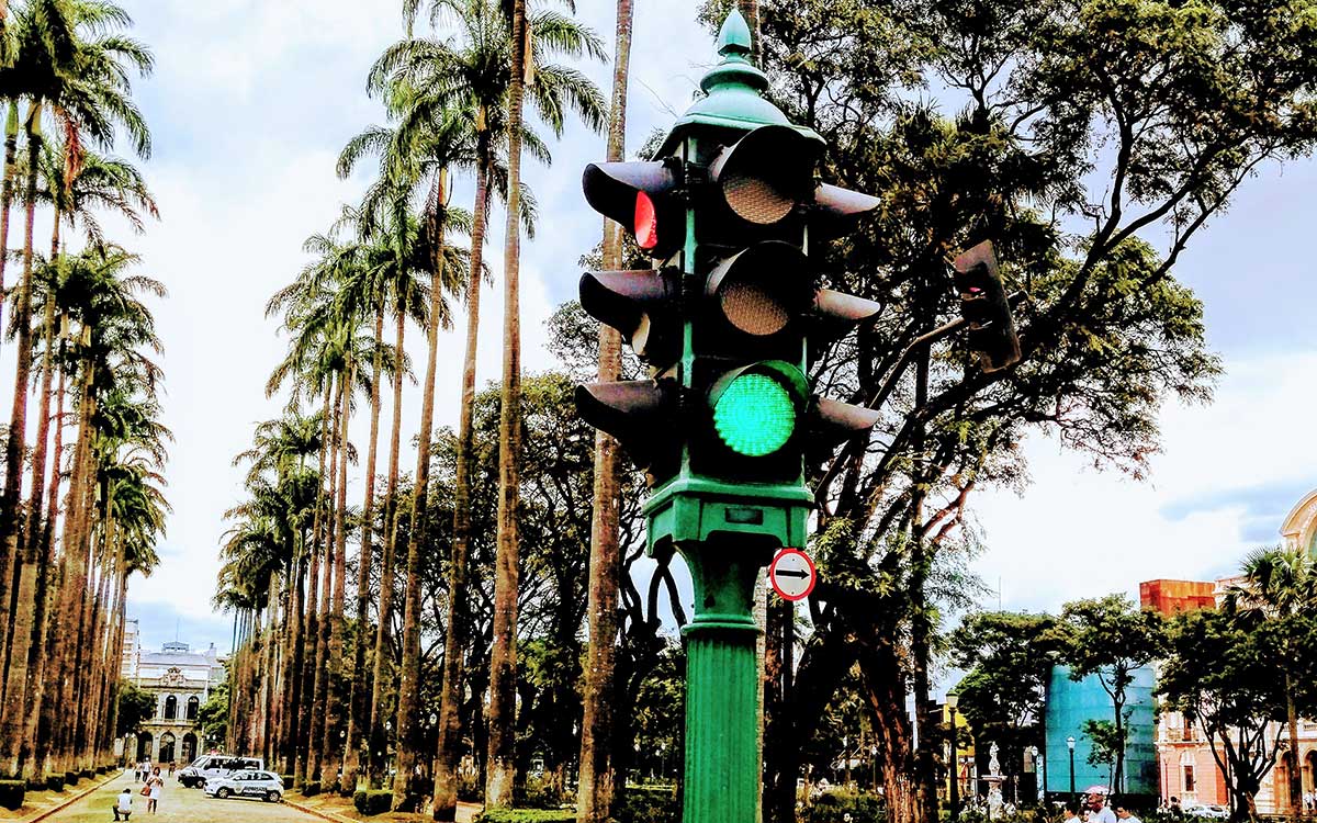 primeiro semáforo de Belo Horizonte 